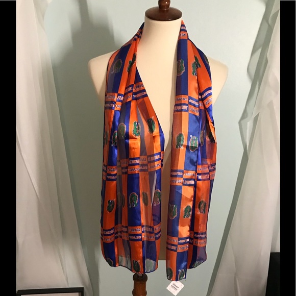 University of Florida Scarf Bundle 3 scarves- Show your Gator Pride! - Picture 5 of 6